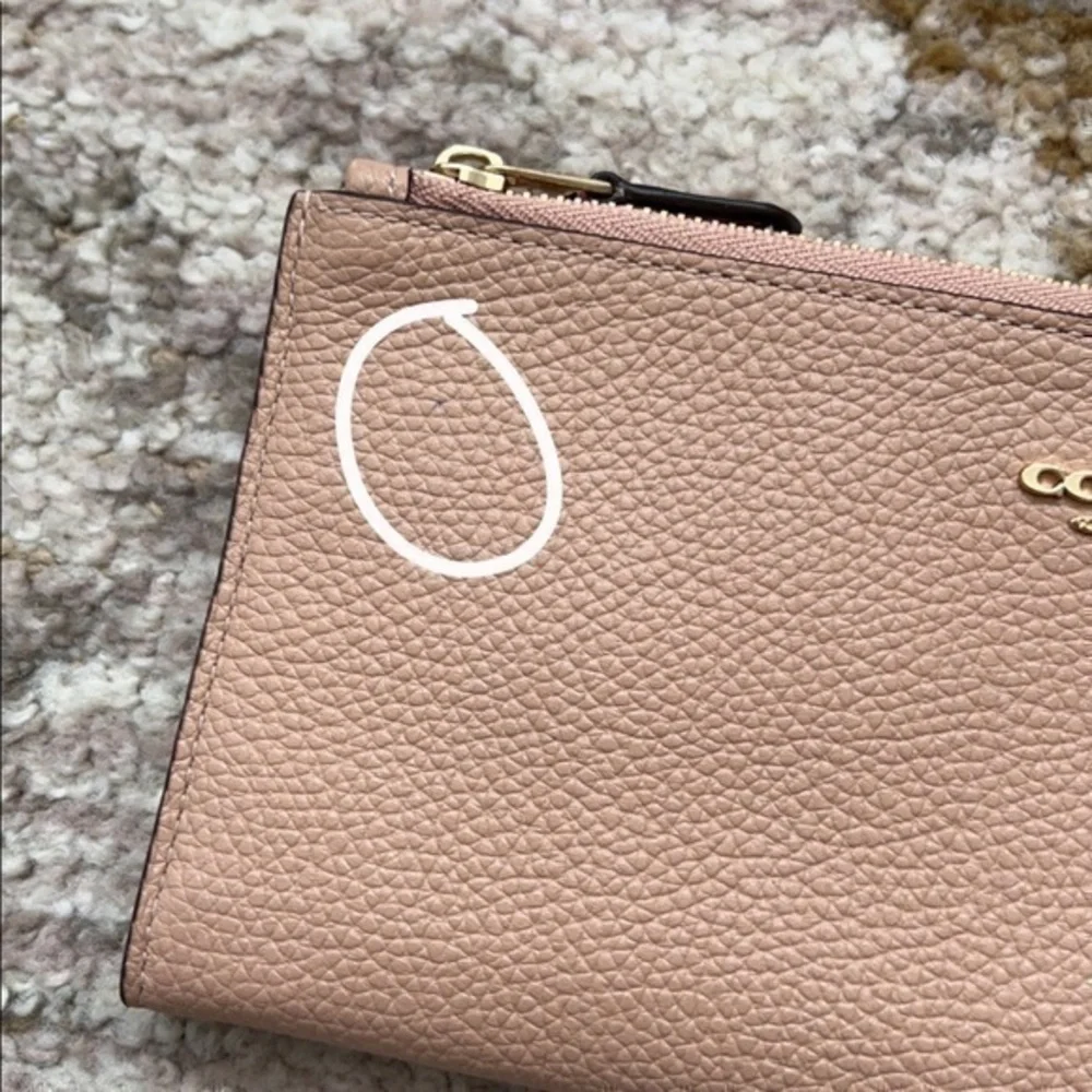 Coach Beige Pebbled Leather Large‎ Zip Wallet - Picture 10 of 10